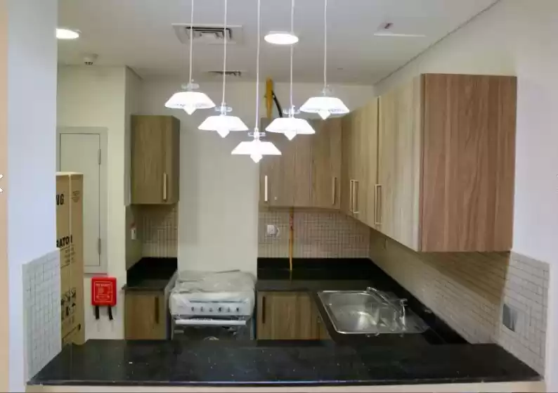 Résidentiel Propriété prête 1 chambre S / F Appartement  a louer au Al-Sadd , Doha #9509 - 1  image 
